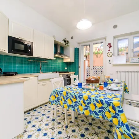 Gli Archi Dei Diavoli 4* Salerno